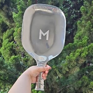 Mariposa Pickleball Paddle Engravable Server – “M” Monogram